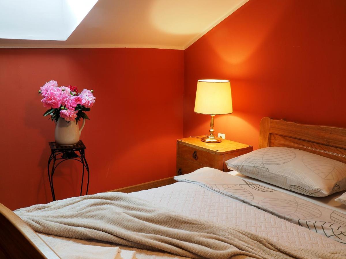 Guest House Sara Latin Exterior foto
