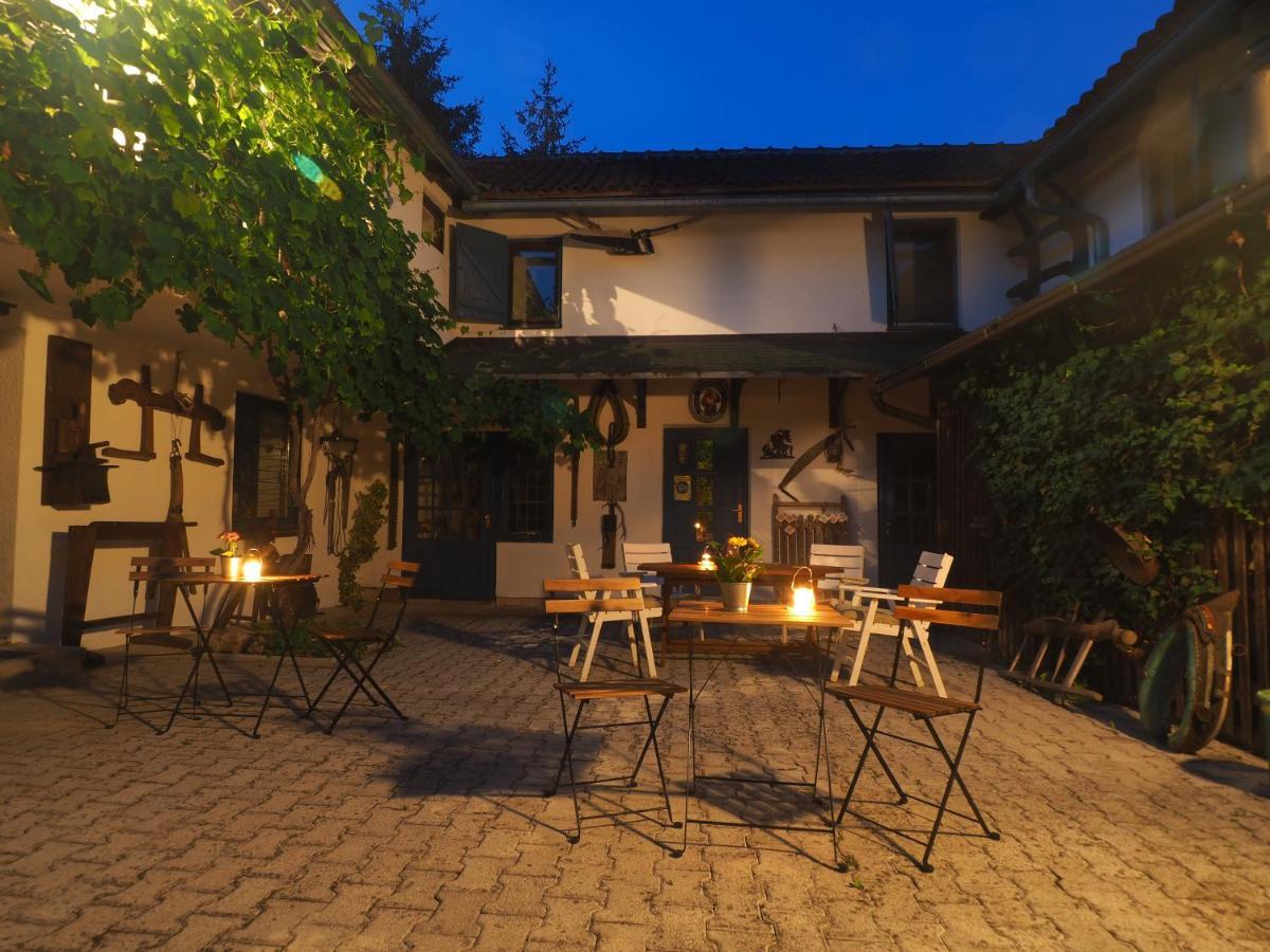 Guest House Sara Latin Exterior foto